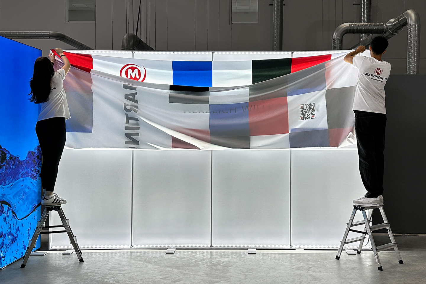 LED exhibition wall - attaching textile graphics LED exhibition wall - attaching textile graphics